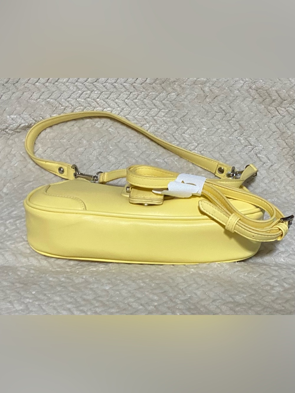 Yellow convertible shoulder or crossbody bag - Picture 6 of 7